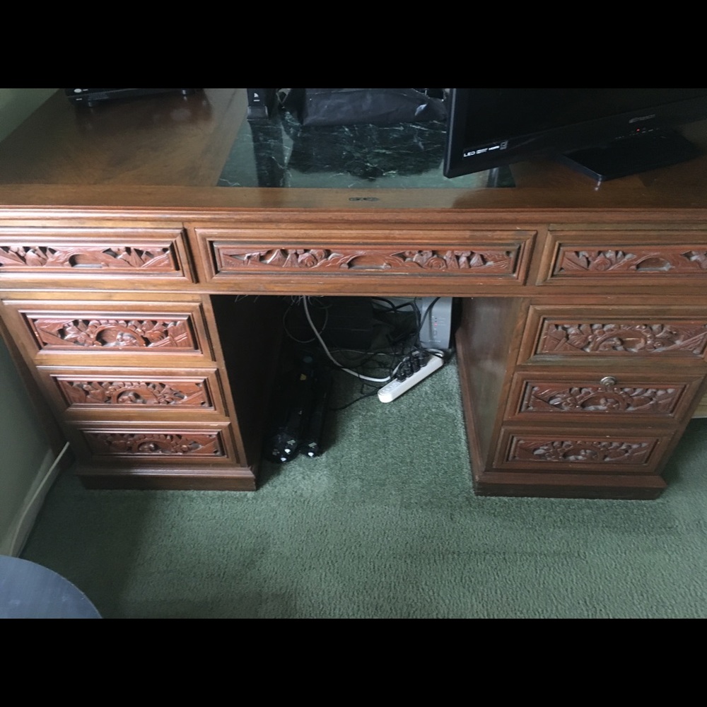 wood/marble desk